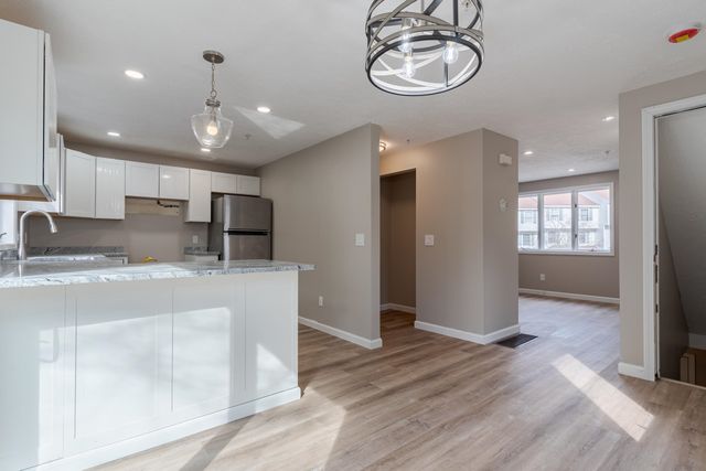 57 Dunns Bridge Lane, Dover, NH 03820