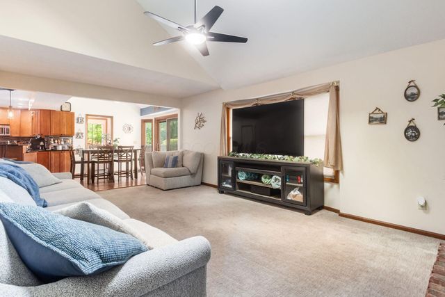 12980 Oakmere Drive, Pickerington, OH 43147