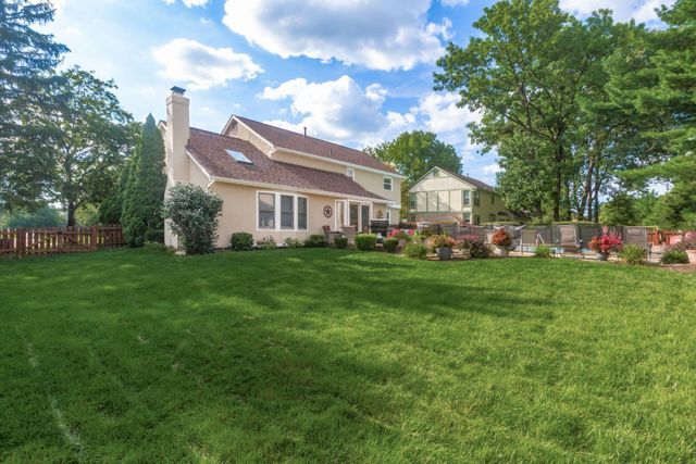 12980 Oakmere Drive, Pickerington, OH 43147