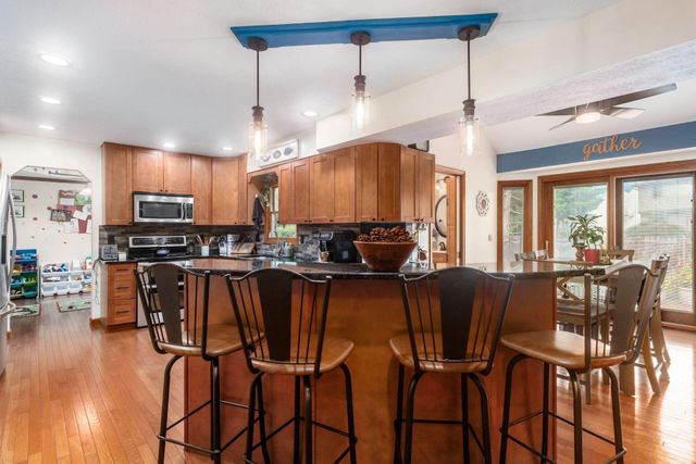 12980 Oakmere Drive, Pickerington, OH 43147