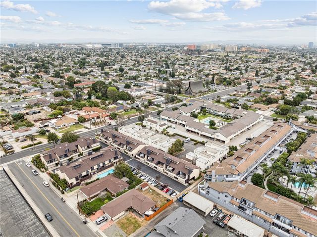 11390 Lampson 8, Garden Grove, CA 92840