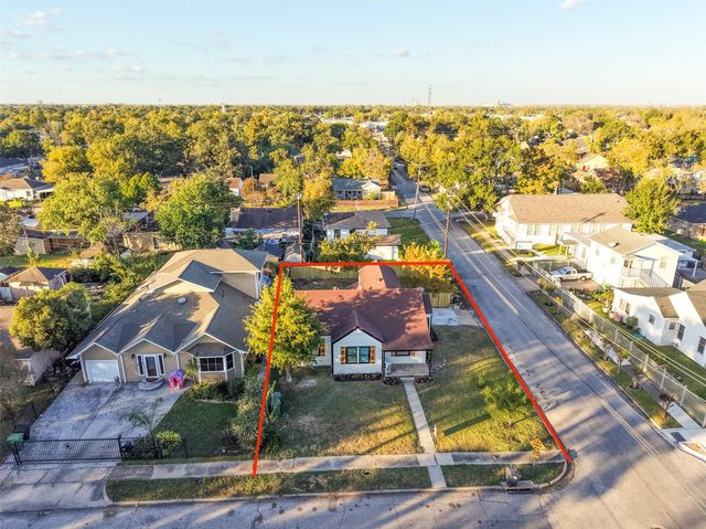 6829 Japonica Street, Houston, TX 77087