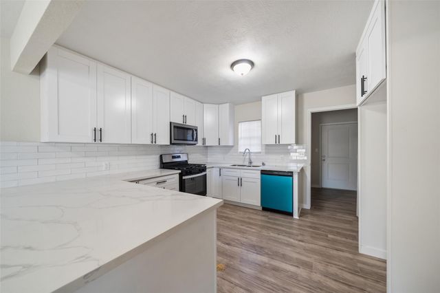 6829 Japonica Street, Houston, TX 77087