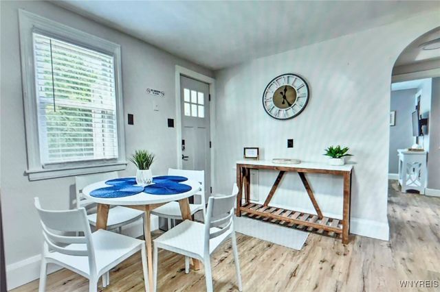 5113 Lake Avenue, Orchard Park, NY 14127