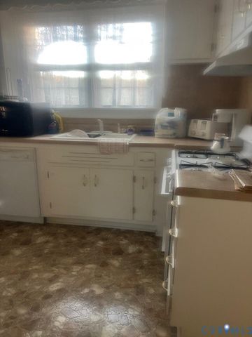 883 Chapmans Ford Rd, Greenville, VA 23847