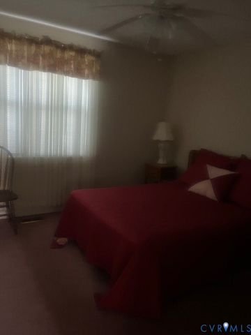 883 Chapmans Ford Rd, Greenville, VA 23847