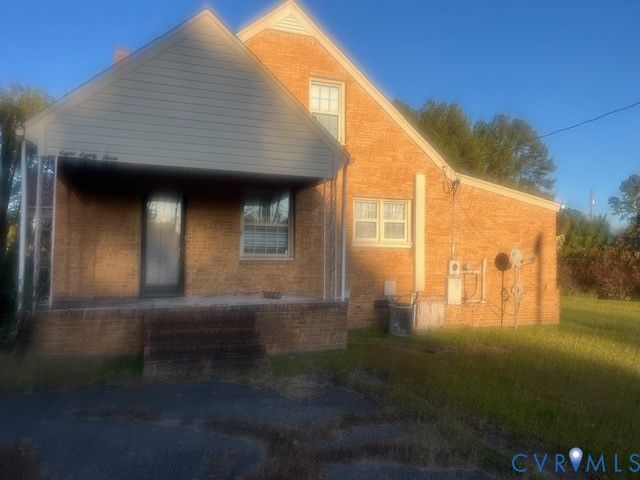 883 Chapmans Ford Rd, Greenville, VA 23847