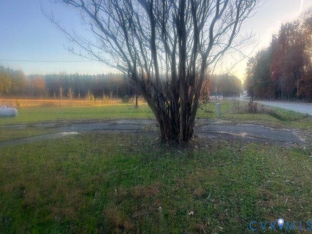 883 Chapmans Ford Rd, Greenville, VA 23847