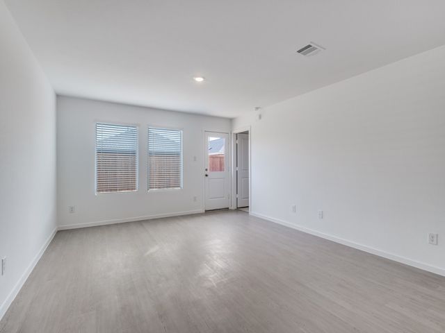 2045 Belgian Drive, Aubrey, TX 76227