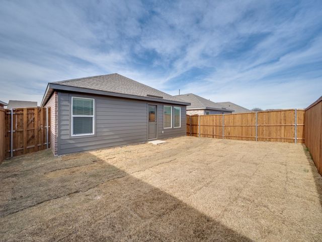 2045 Belgian Drive, Aubrey, TX 76227