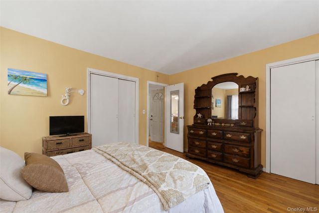 325 Glenbrook Avenue, Yonkers, NY 10705