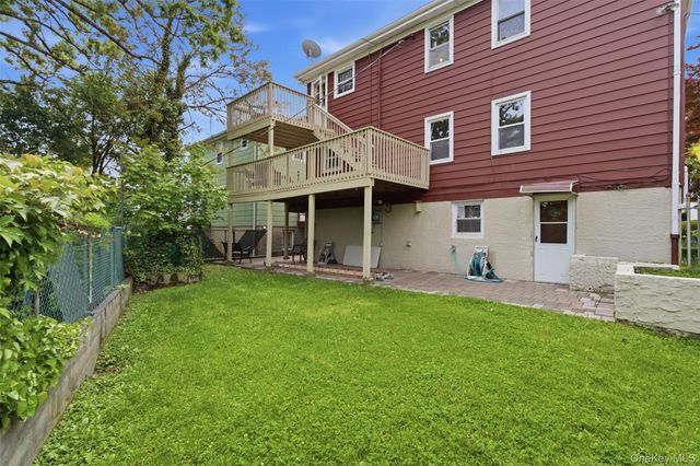325 Glenbrook Avenue, Yonkers, NY 10705