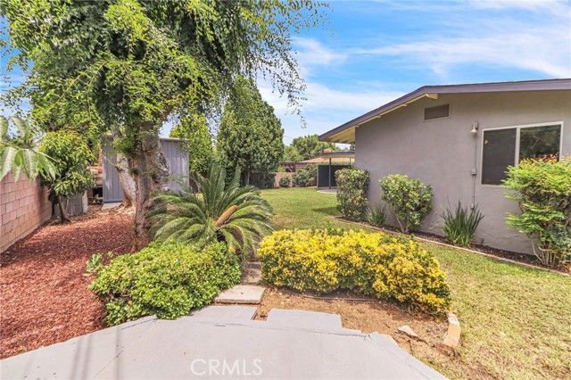 622 Esther Way, Redlands, CA 92373