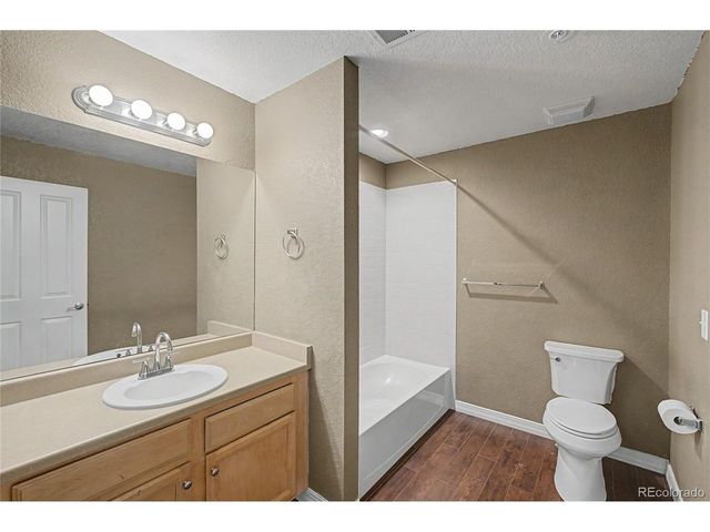 2133 Krisron Rd D-D203, Fort Collins, CO 80525