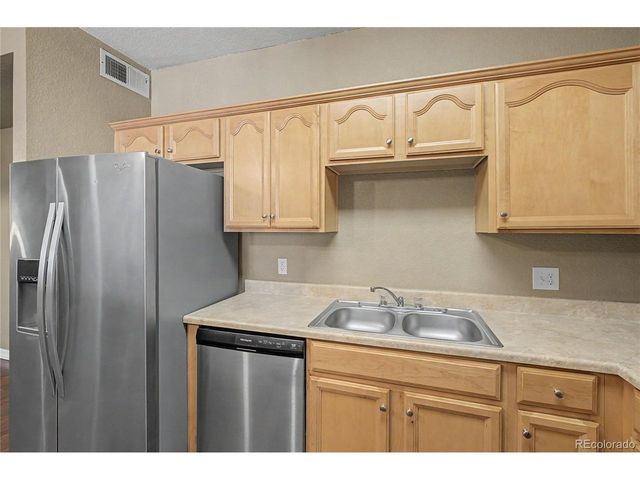 2133 Krisron Rd D-D203, Fort Collins, CO 80525