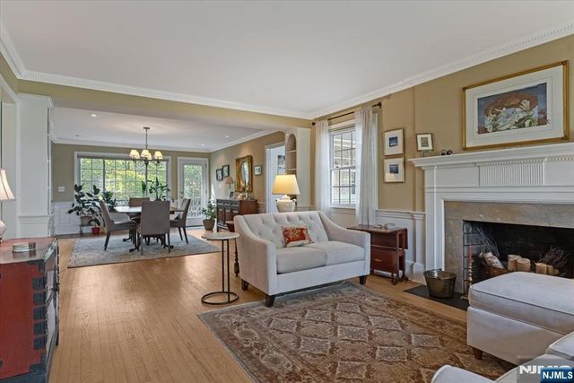60 Oak Avenue, Tenafly, NJ 07670