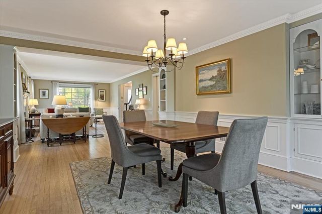 60 Oak Avenue, Tenafly, NJ 07670