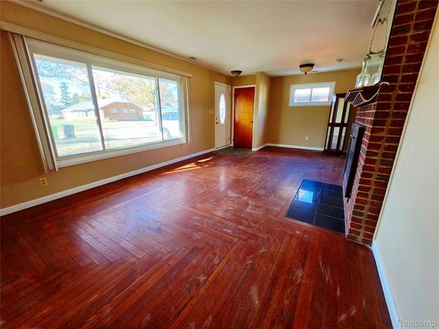 26354 Dale Court, Roseville, MI 48066