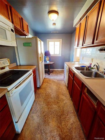 26354 Dale Court, Roseville, MI 48066