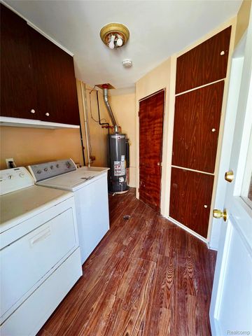 26354 Dale Court, Roseville, MI 48066