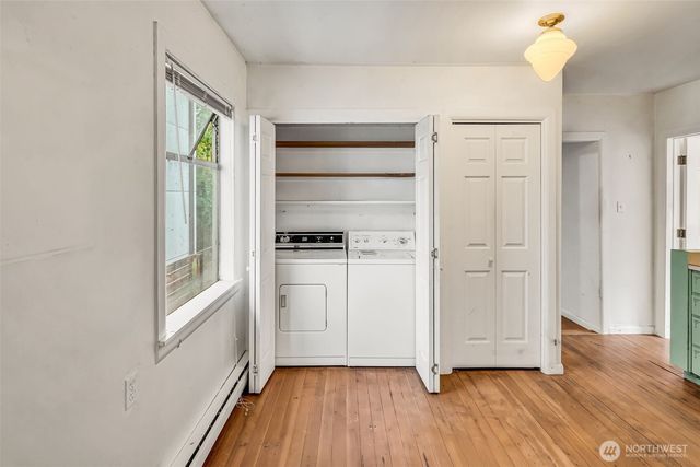 831 NW 52nd Street, Seattle, WA 98107