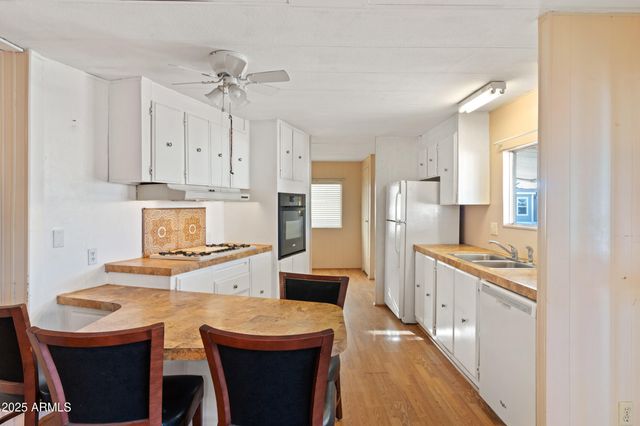 701 S DOBSON Road 225, Mesa, AZ 85202