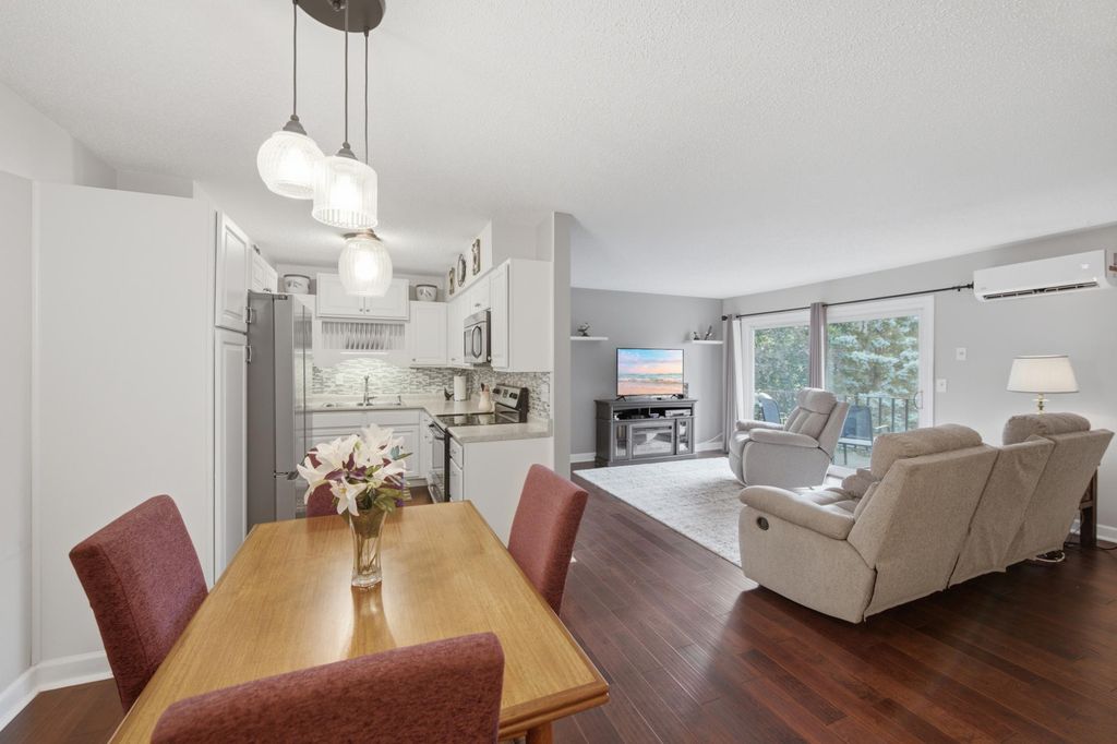 1150 Dellwood Street S 306, Cambridge, MN 55008 — exterior