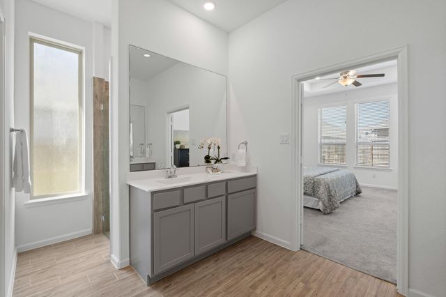 3612 Paloma Falls Lane, Rosenberg, TX 77469