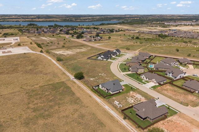 1823 Sudbury Drive, Cleburne, TX 76033