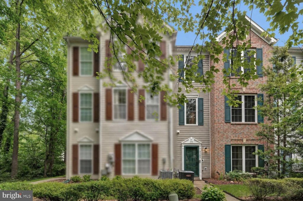 Image 1 of property listing at 3708 ELMCREST LN, Bowie, MD 20716