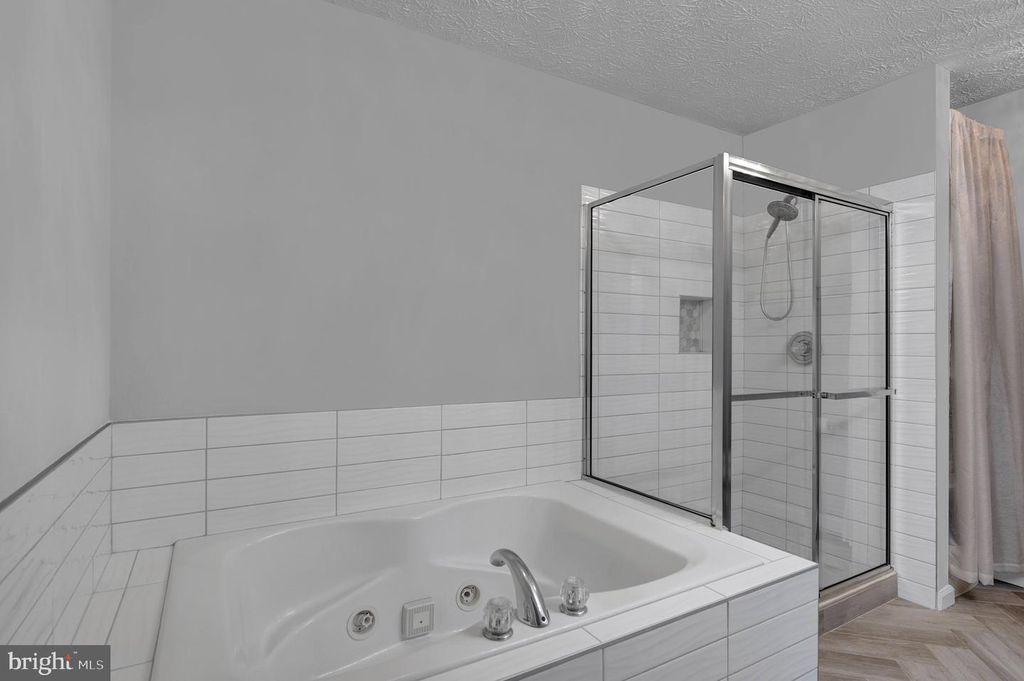 Image 19 of property listing at 3708 ELMCREST LN, Bowie, MD 20716