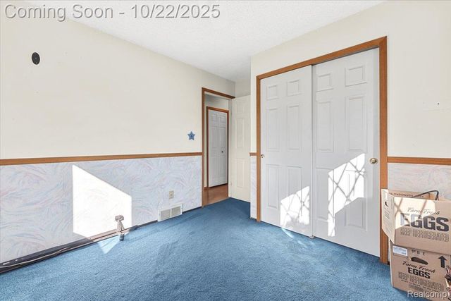 22244 Camille Drive, Woodhaven, MI 48183