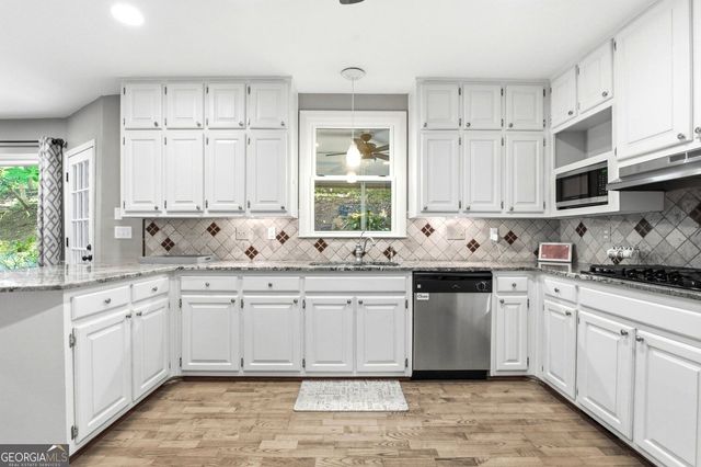 235 River Landing Drive, Roswell, GA 30075