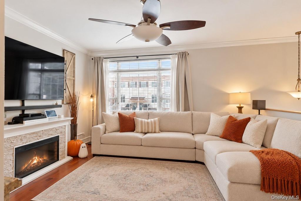 126 Beacon Lane, Bronx, NY 10473 — photo 5