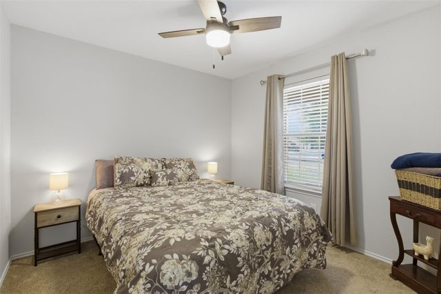 604 Mourning Dove LN, Leander, TX 78641