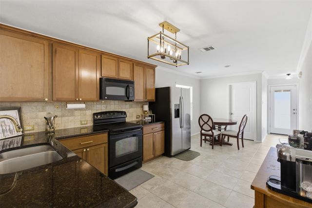 604 Mourning Dove LN, Leander, TX 78641
