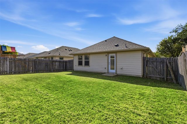 604 Mourning Dove LN, Leander, TX 78641