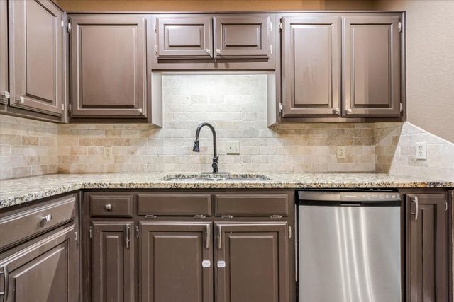 9508 Riviera Drive, Waco, TX 76712