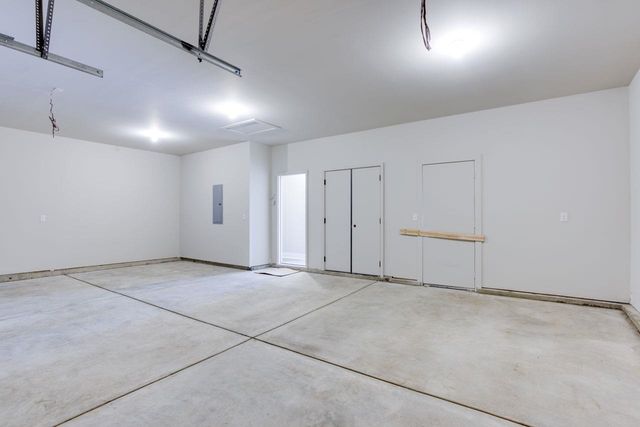 12005 W Cornelison St, Wichita, KS 67212