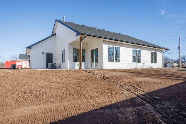 12005 W Cornelison St, Wichita, KS 67212