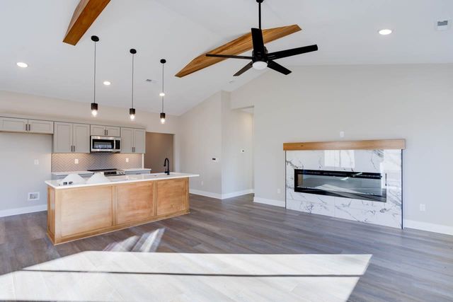 12005 W Cornelison St, Wichita, KS 67212