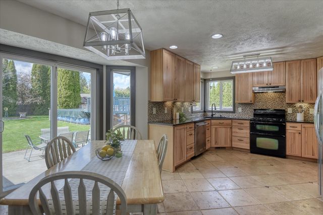 2222 S Progress Rd, Spokane, WA 99037