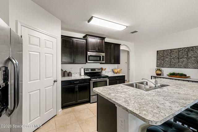 108 Alamere Drive SW, Palm Bay, FL 32908