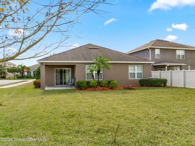 108 Alamere Drive SW, Palm Bay, FL 32908