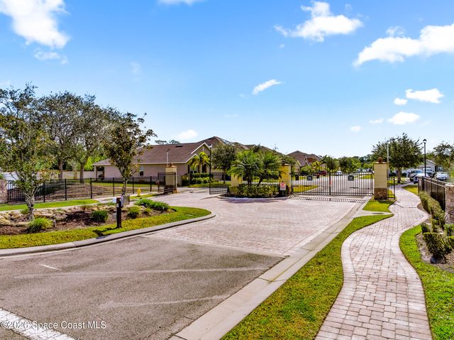 108 Alamere Drive SW, Palm Bay, FL 32908