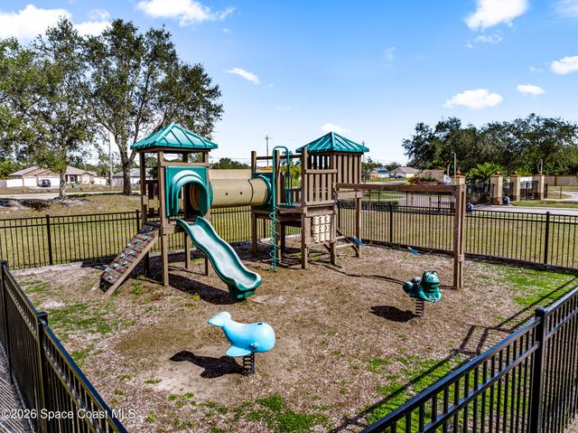 108 Alamere Drive SW, Palm Bay, FL 32908