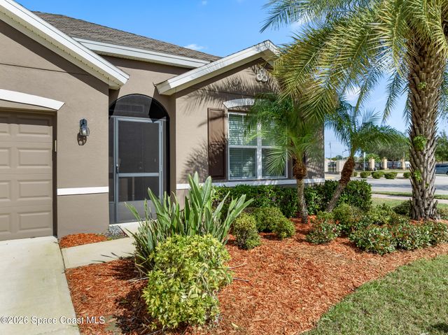 108 Alamere Drive SW, Palm Bay, FL 32908