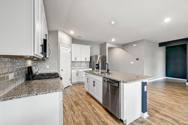 114 Grasslands TRL, Hutto, TX 78634