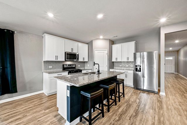 114 Grasslands TRL, Hutto, TX 78634