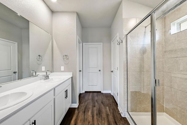 114 Grasslands TRL, Hutto, TX 78634